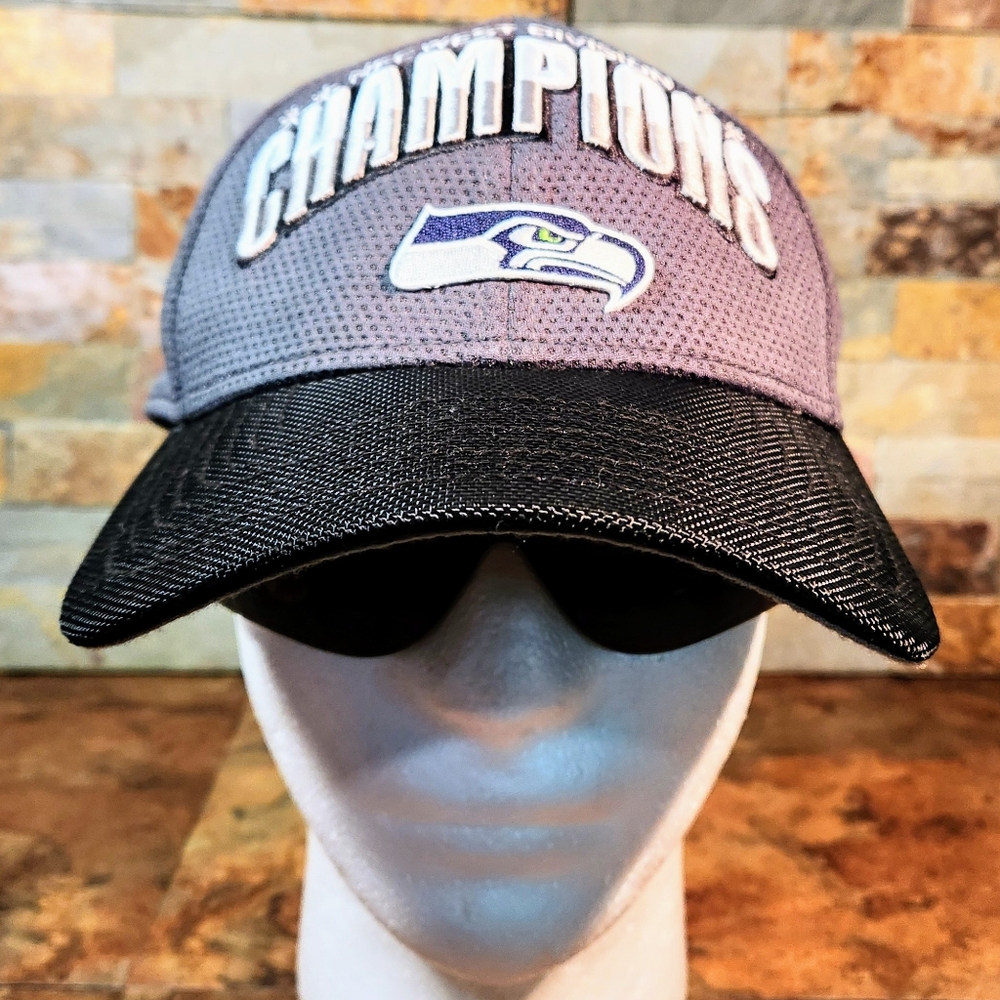 Seatle Seahawks • New Era / 9- Forty • NFC - West Champions • NFL- Licensed Team